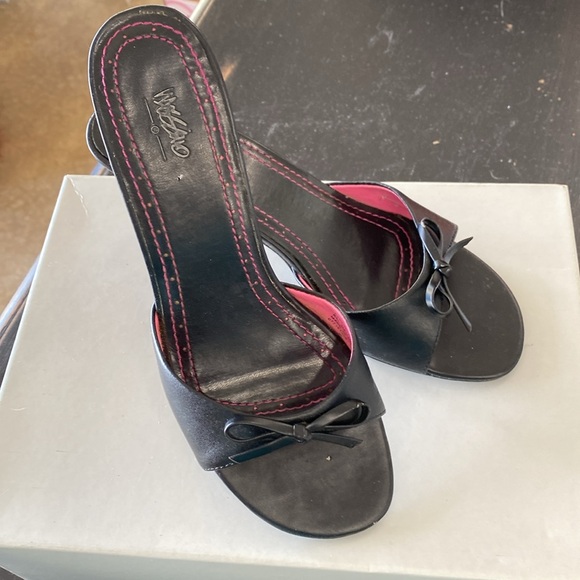 Mossimo Slides - Picture 5 of 5